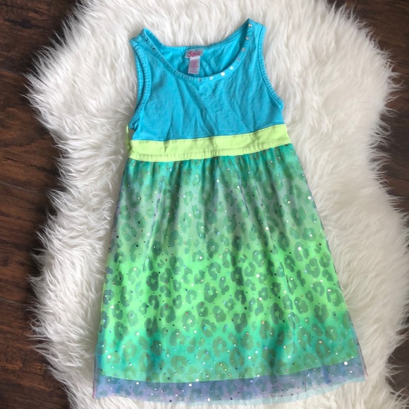 2 Girls’ Dresses with Tule Skirts - Picture 5 of 7